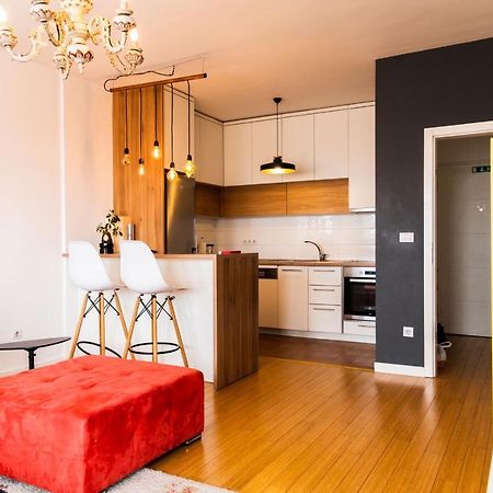 Modern Apartment With A View Feels Like Home Приштина Экстерьер фото
