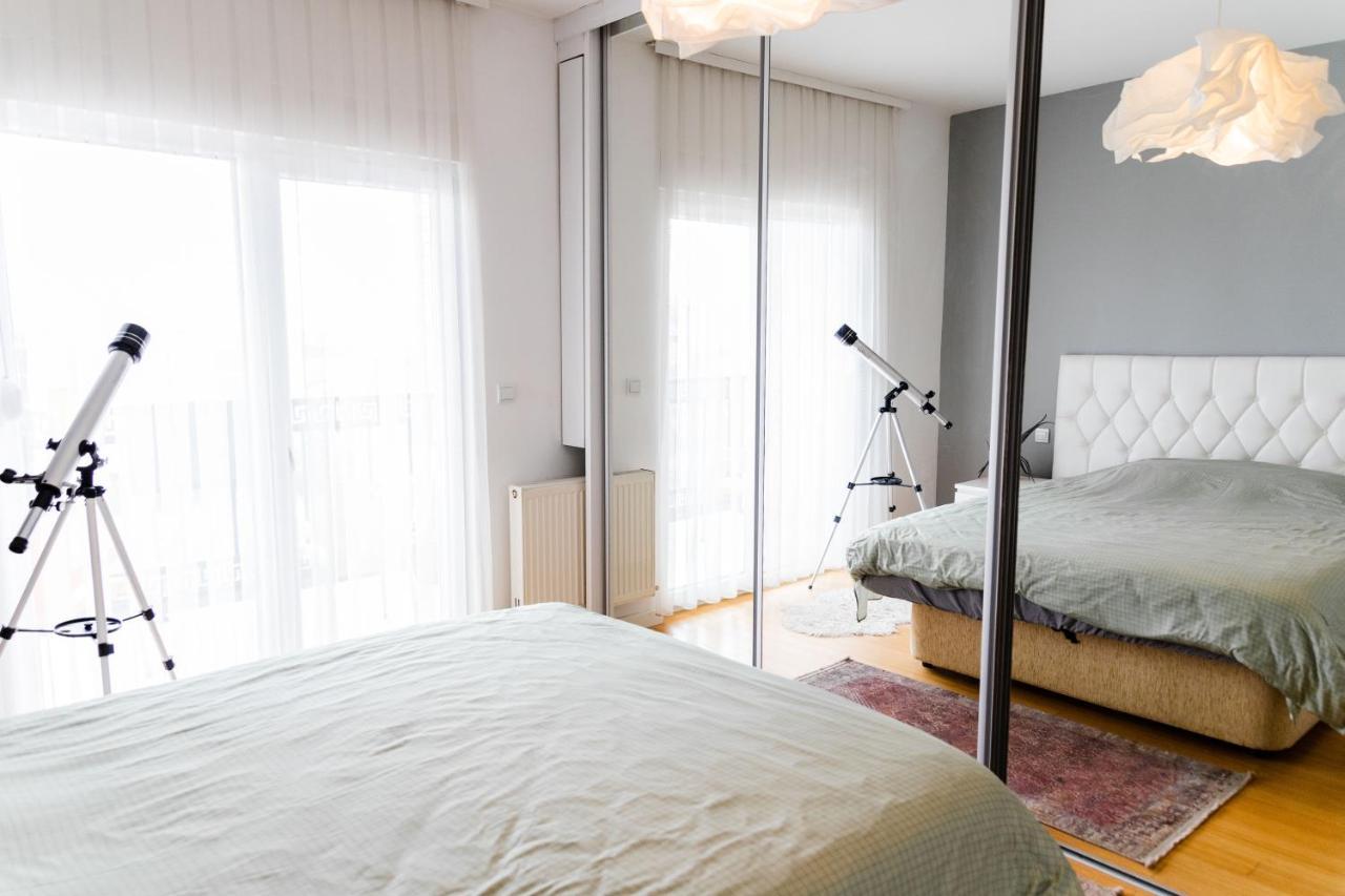 Modern Apartment With A View Feels Like Home Приштина Экстерьер фото
